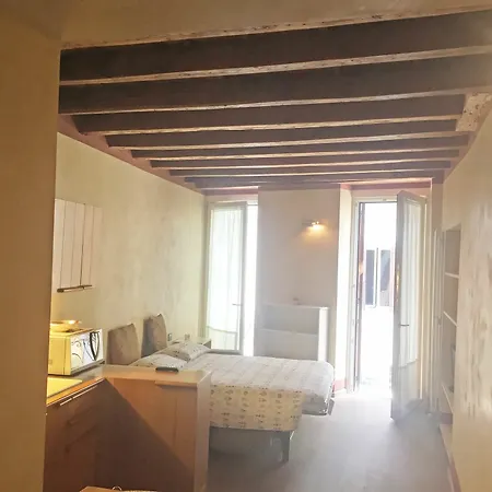 Holiday Verona Apartment Verona